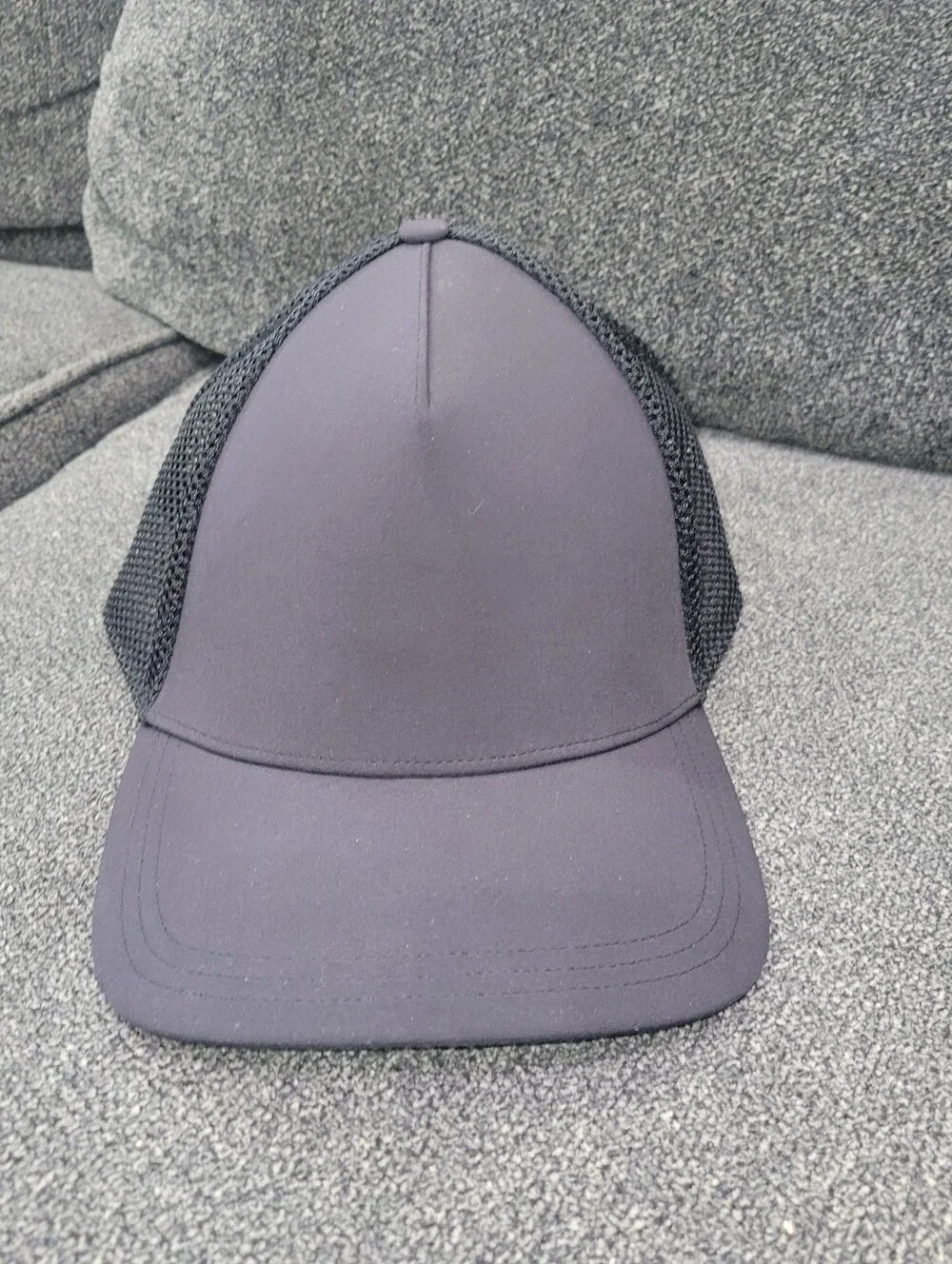 Lululemon Commission Hat Mens Black Sweat Wicking Mesh Snapback Cap